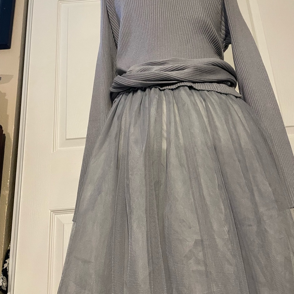 Woman’s Dress/ new without Tags/ Grey soft dress - Picture 2 of 8